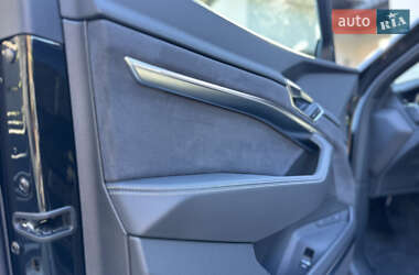 Внедорожник / Кроссовер Audi e-tron S Sportback 2022 в 