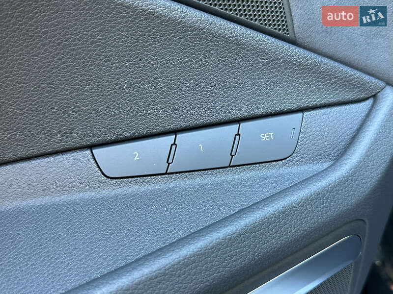 Позашляховик / Кросовер Audi e-tron S Sportback 2022 в Луцьку фото 46 Позашляховик / Кросовер Audi e-tron S Sportback 2022 в Луцьку