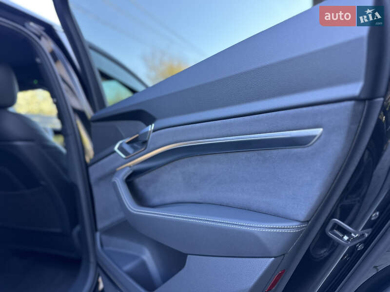 Позашляховик / Кросовер Audi e-tron S Sportback 2022 в Луцьку фото 87 Позашляховик / Кросовер Audi e-tron S Sportback 2022 в Луцьку