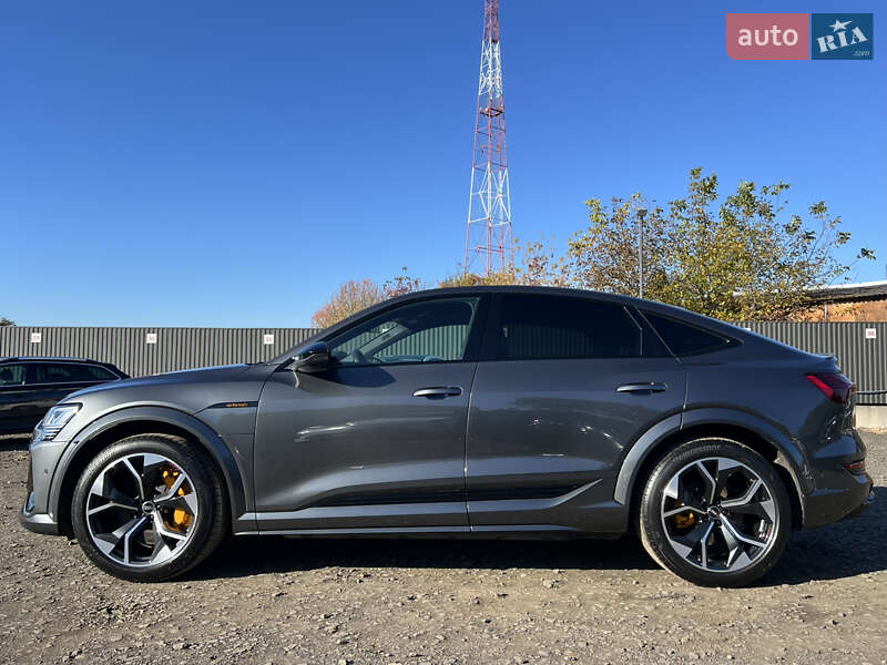 Позашляховик / Кросовер Audi e-tron S Sportback 2022 в Луцьку