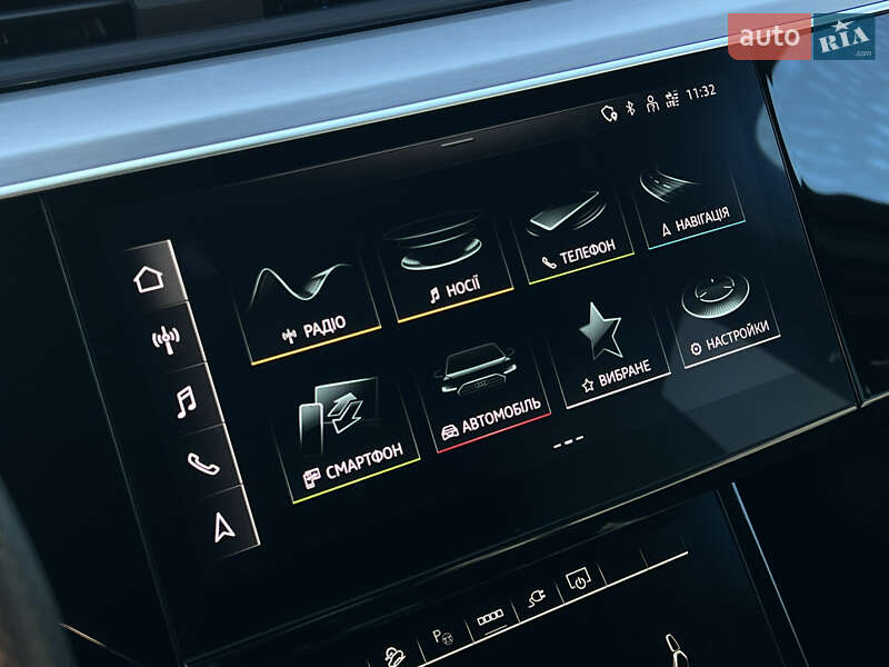 Позашляховик / Кросовер Audi e-tron S Sportback 2022 в Луцьку