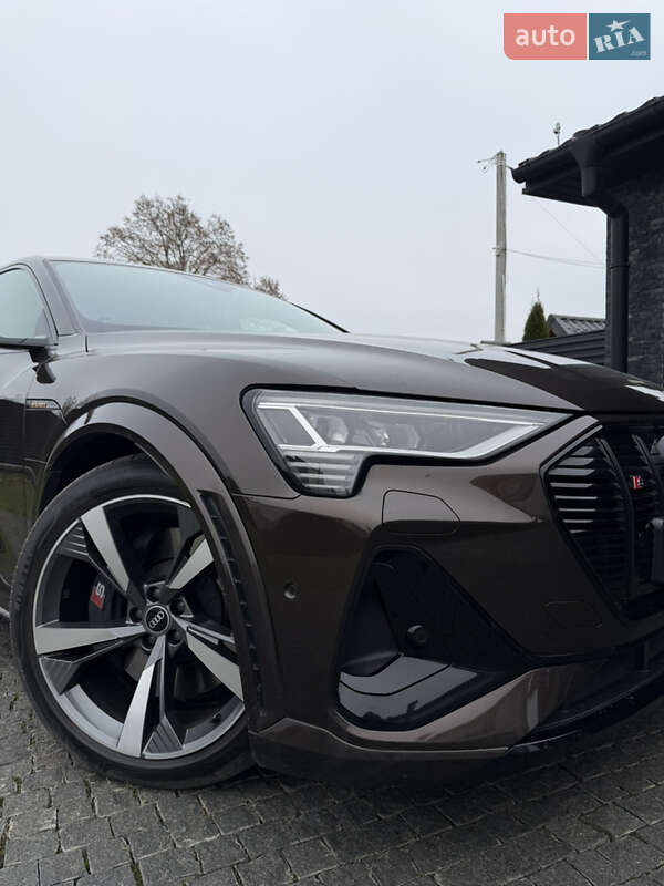 Позашляховик / Кросовер Audi e-tron S Sportback 2021 в Тернополі фото 4 Позашляховик / Кросовер Audi e-tron S Sportback 2021 в Тернополі
