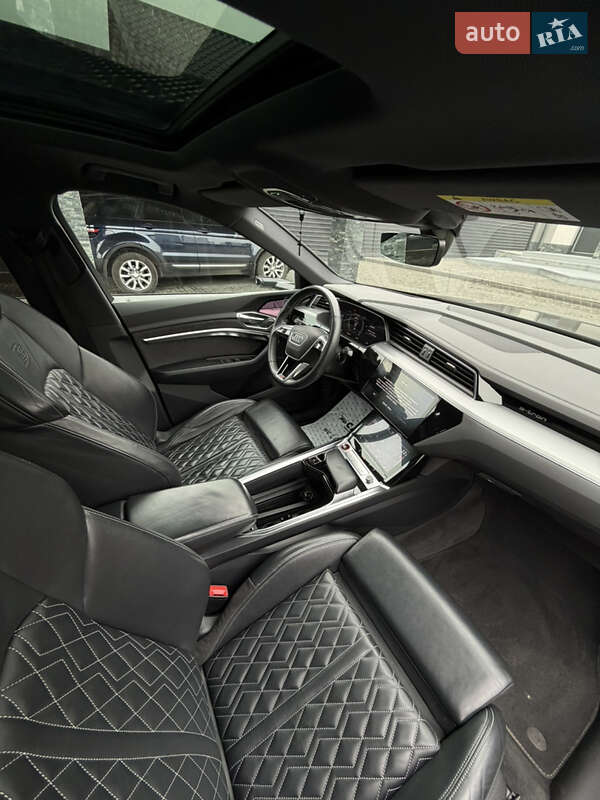 Позашляховик / Кросовер Audi e-tron S Sportback 2021 в Тернополі фото 28 Позашляховик / Кросовер Audi e-tron S Sportback 2021 в Тернополі