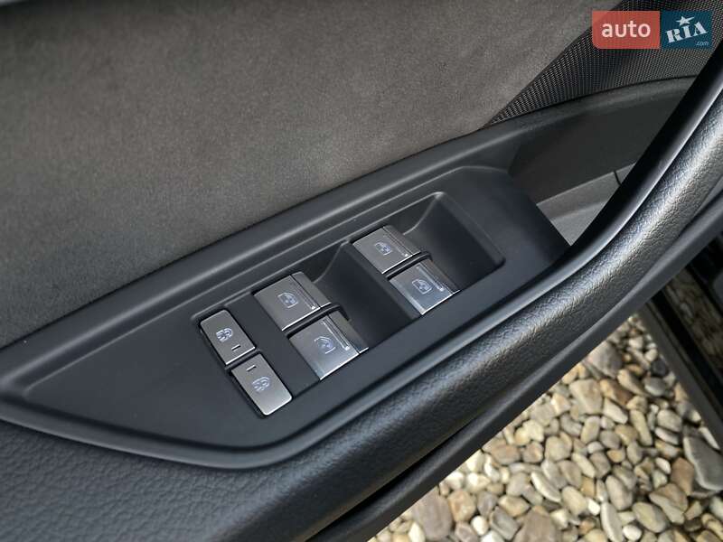 Внедорожник / Кроссовер Audi e-tron S Sportback 2023 в Львове