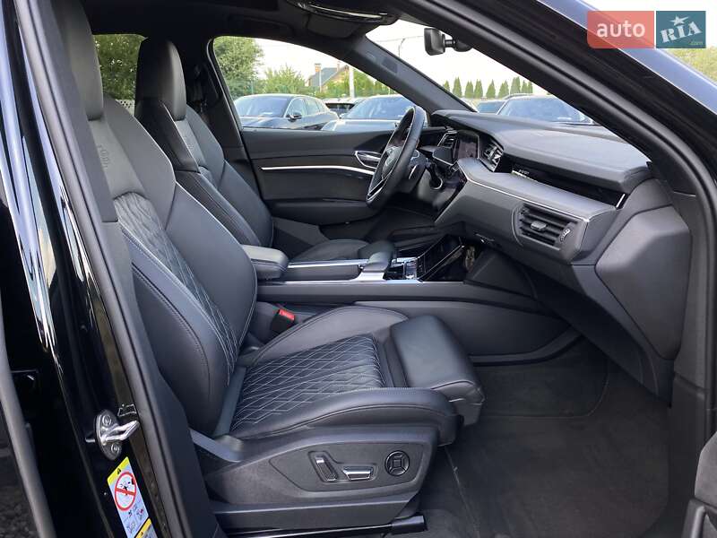 Внедорожник / Кроссовер Audi e-tron S Sportback 2023 в Львове