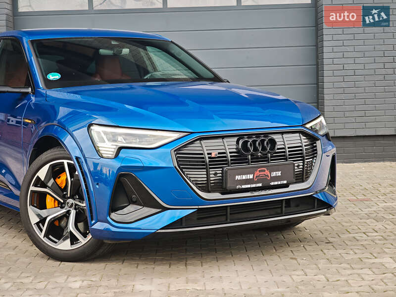Позашляховик / Кросовер Audi e-tron S Sportback 2021 в Луцьку