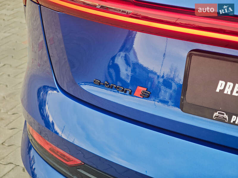 Позашляховик / Кросовер Audi e-tron S Sportback 2021 в Луцьку