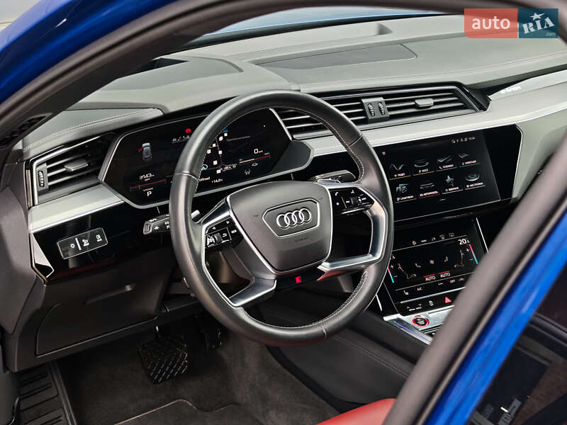 Позашляховик / Кросовер Audi e-tron S Sportback 2021 в Луцьку