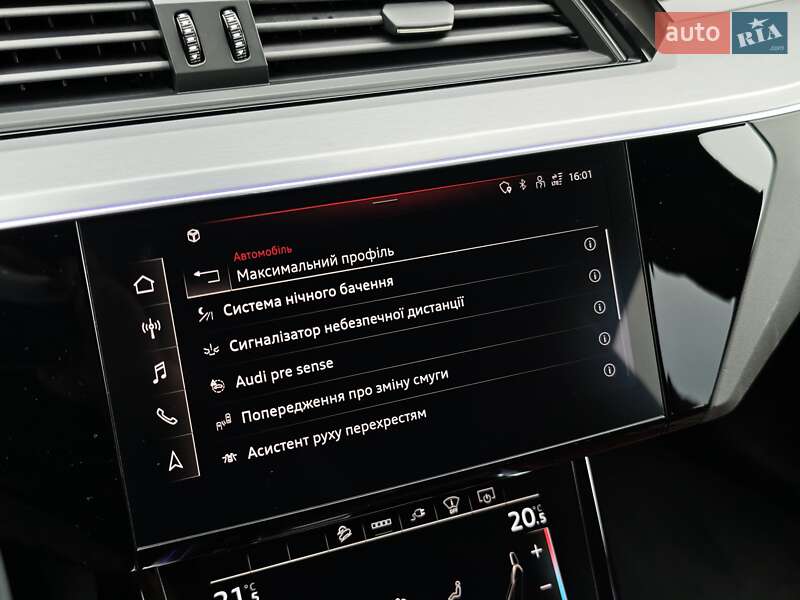 Позашляховик / Кросовер Audi e-tron S Sportback 2021 в Луцьку