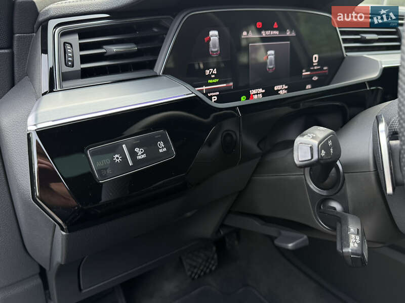 Позашляховик / Кросовер Audi e-tron S Sportback 2021 в Ужгороді