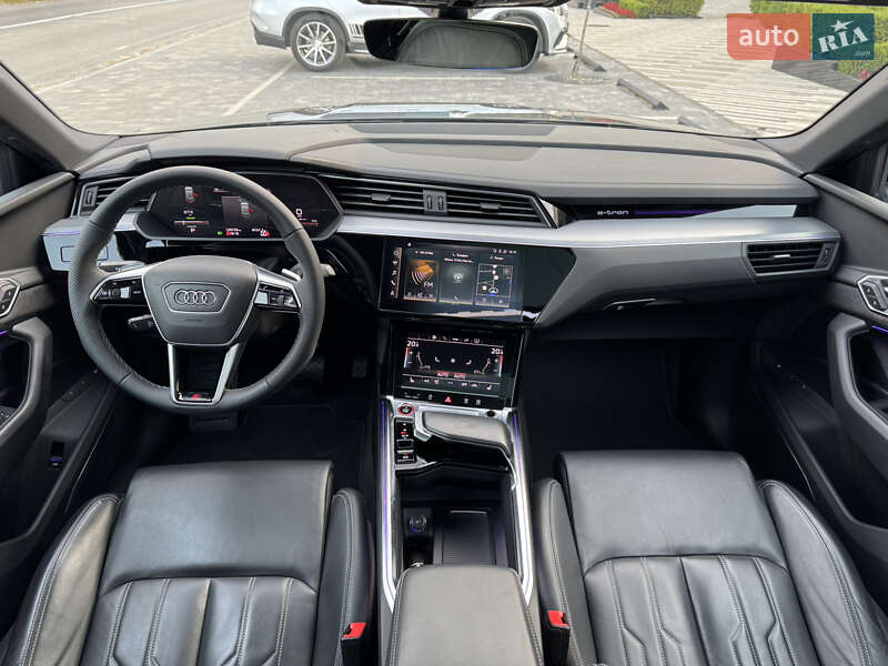 Позашляховик / Кросовер Audi e-tron S Sportback 2021 в Ужгороді