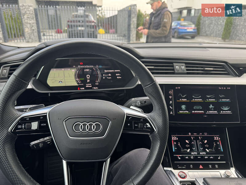 Позашляховик / Кросовер Audi e-tron S Sportback 2022 в Дніпрі фото 9 Позашляховик / Кросовер Audi e-tron S Sportback 2022 в Дніпрі