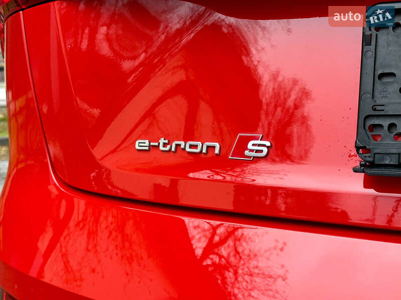 Внедорожник / Кроссовер Audi e-tron S Sportback 2022 в Днепре