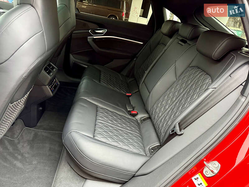 Внедорожник / Кроссовер Audi e-tron S Sportback 2022 в Днепре