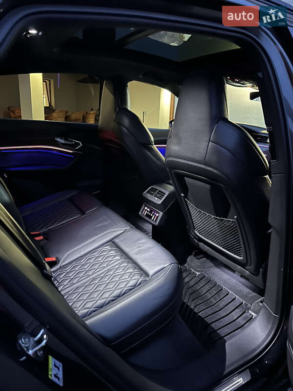 Позашляховик / Кросовер Audi e-tron S Sportback 2021 в Ужгороді фото 4 Позашляховик / Кросовер Audi e-tron S Sportback 2021 в Ужгороді