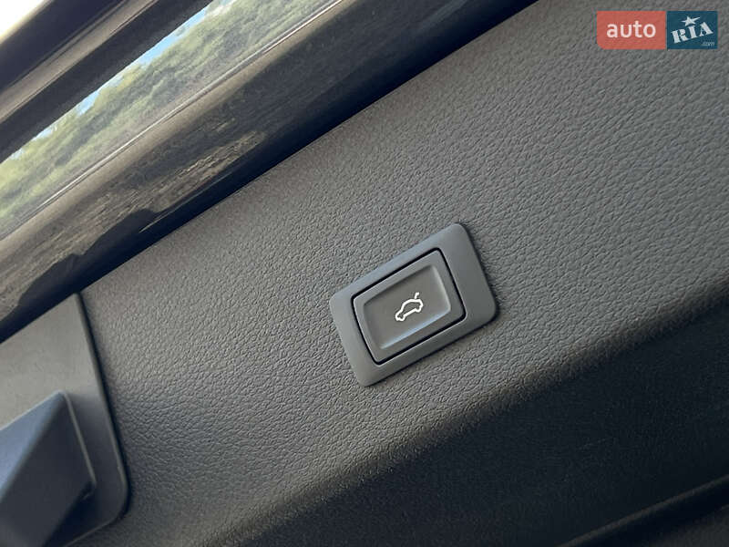 Внедорожник / Кроссовер Audi e-tron S Sportback 2023 в Луцке