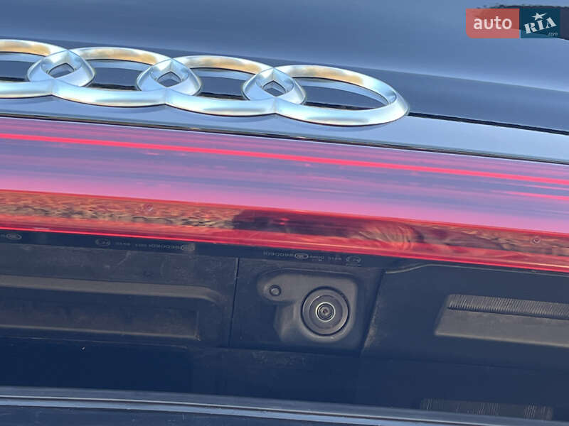 Позашляховик / Кросовер Audi e-tron S Sportback 2022 в Луцьку