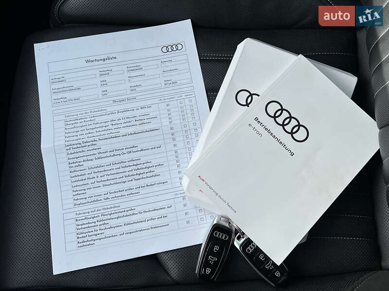 Позашляховик / Кросовер Audi e-tron S Sportback 2022 в Луцьку