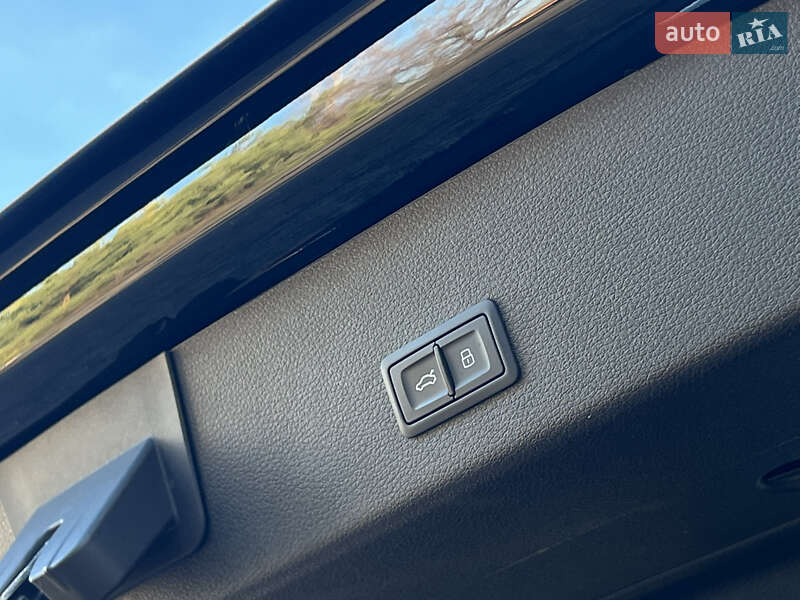 Позашляховик / Кросовер Audi e-tron S Sportback 2022 в Луцьку