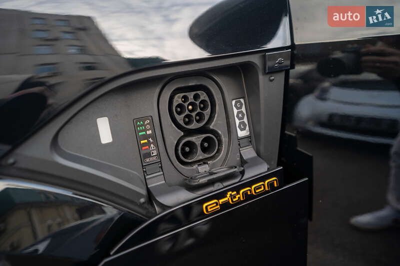 Внедорожник / Кроссовер Audi e-tron S Sportback 2022 в Киеве