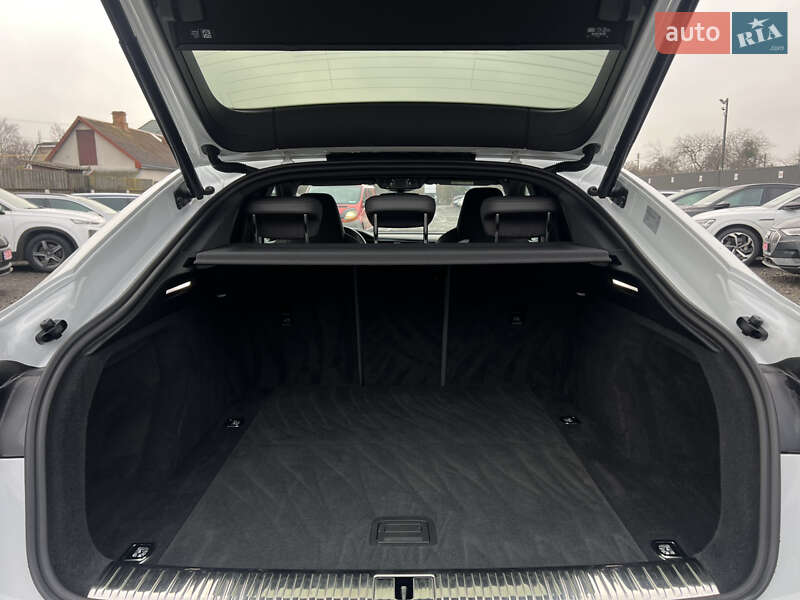 Позашляховик / Кросовер Audi e-tron S Sportback 2023 в Луцьку