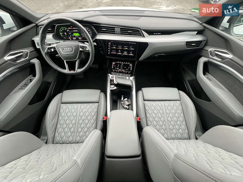 Позашляховик / Кросовер Audi e-tron S Sportback 2023 в Луцьку
