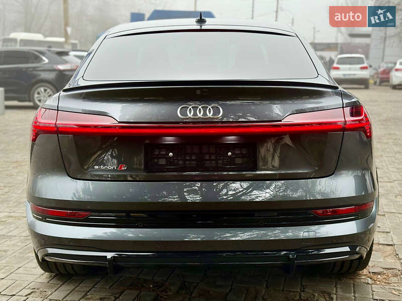 Внедорожник / Кроссовер Audi e-tron S Sportback 2022 в Днепре