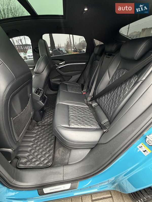 Позашляховик / Кросовер Audi e-tron S Sportback 2020 в Кам'янець-Подільському