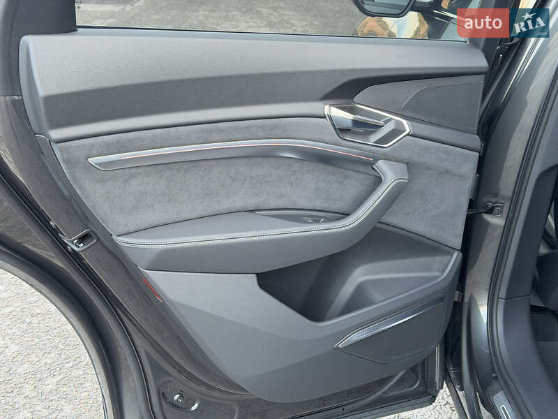 Внедорожник / Кроссовер Audi e-tron S Sportback 2022 в Ковеле фото 80 Внедорожник / Кроссовер Audi e-tron S Sportback 2022 в Ковеле