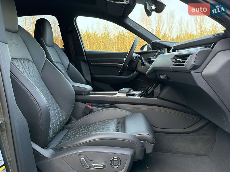 Внедорожник / Кроссовер Audi e-tron S Sportback 2022 в Ковеле фото 108 Внедорожник / Кроссовер Audi e-tron S Sportback 2022 в Ковеле