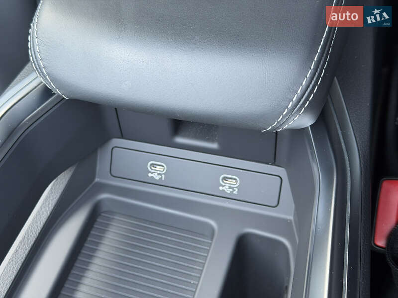 Внедорожник / Кроссовер Audi e-tron S Sportback 2022 в Ковеле фото 138 Внедорожник / Кроссовер Audi e-tron S Sportback 2022 в Ковеле