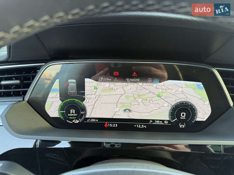 Позашляховик / Кросовер Audi e-tron S Sportback 2021 в Коломиї