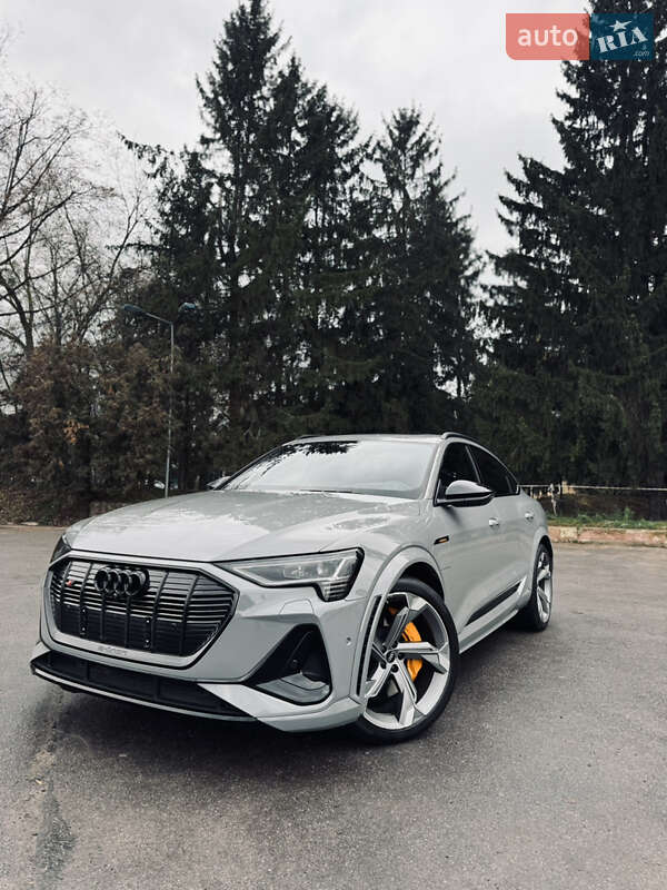 Audi e-tron S Sportback 2023