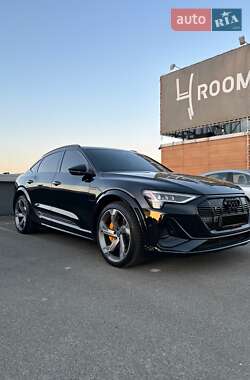 Внедорожник / Кроссовер Audi e-tron S Sportback 2022 в Киеве