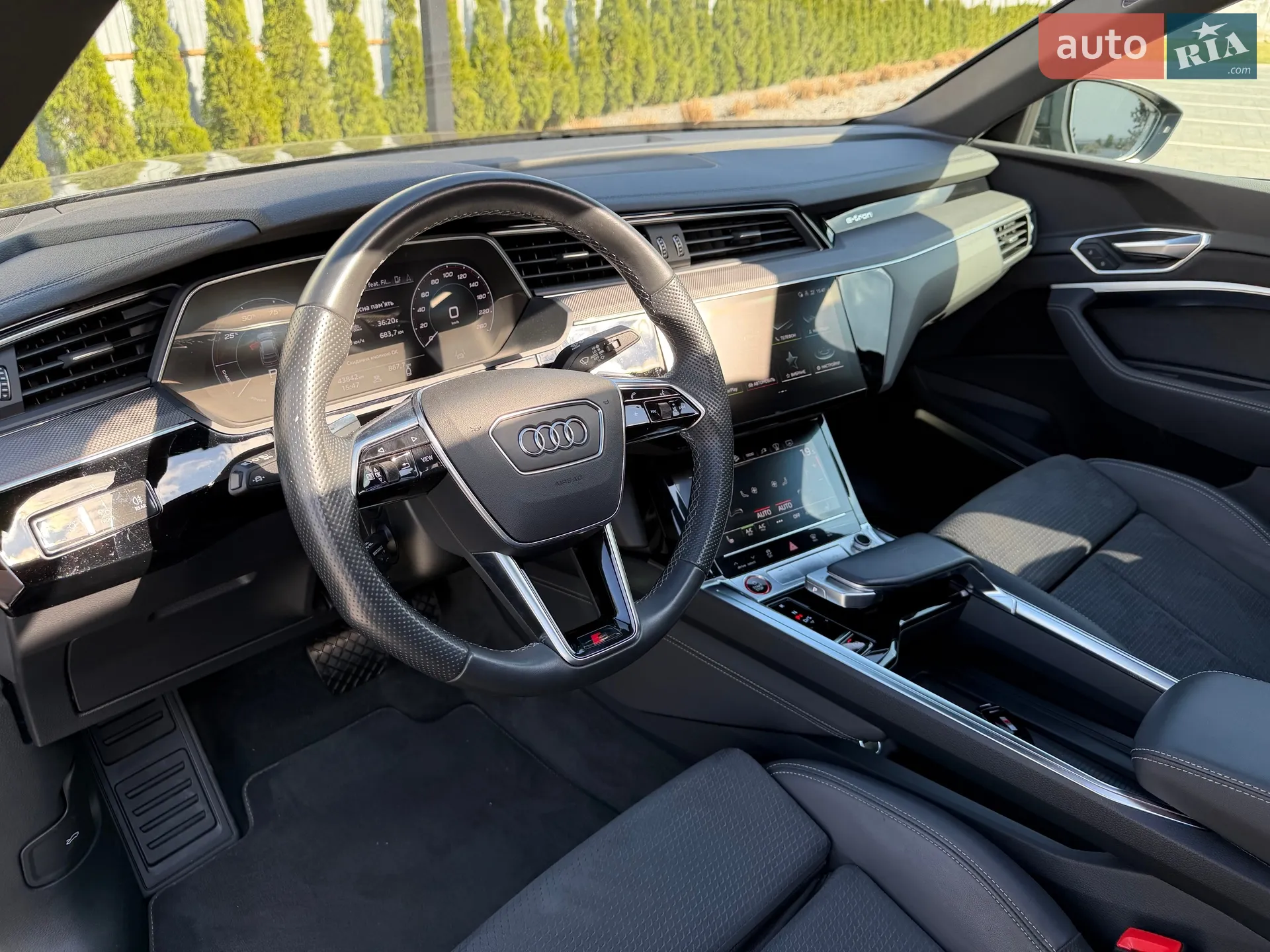 2021 Audi e-tron S Sportback - мініатюра 15