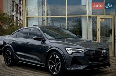 Позашляховик / Кросовер Audi e-tron S Sportback 2022 в Миколаєві