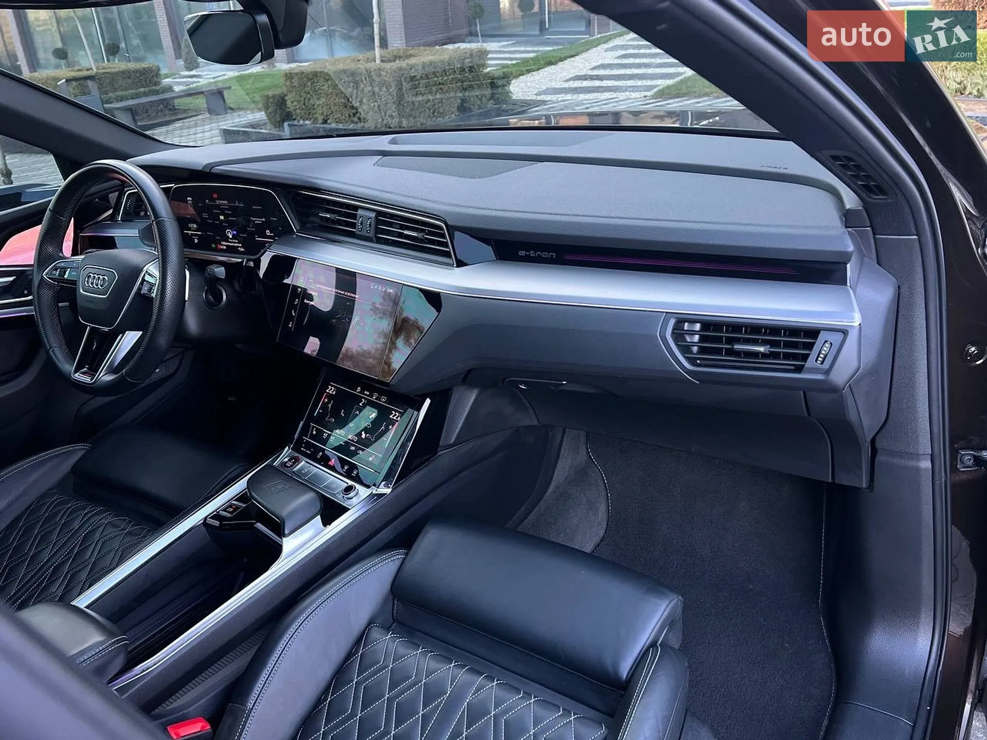 2021 Audi e-tron S Sportback - мініатюра 45