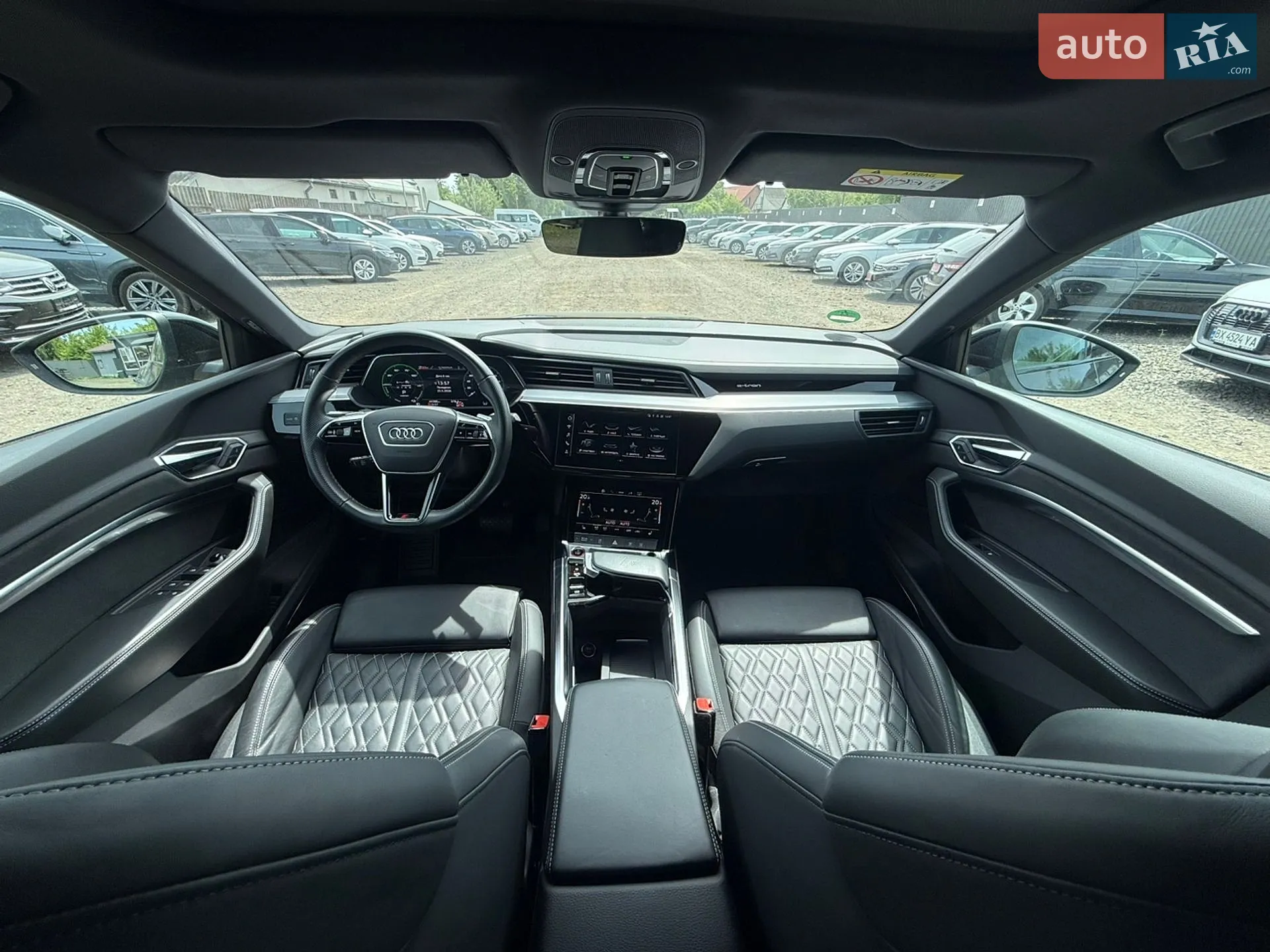 2022 Audi e-tron S Sportback - мініатюра 55