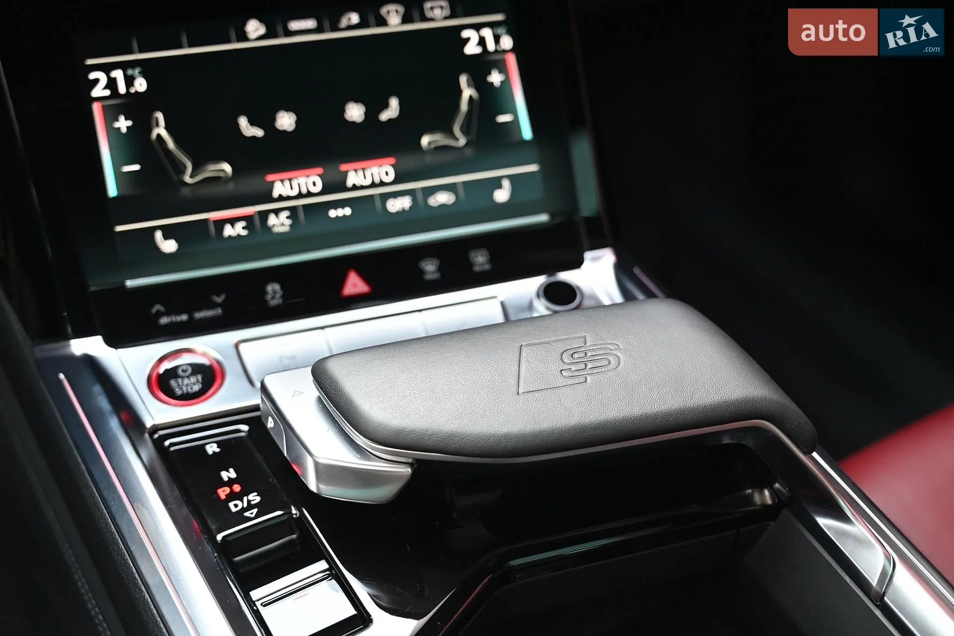 2022 Audi e-tron S Sportback - мініатюра 10