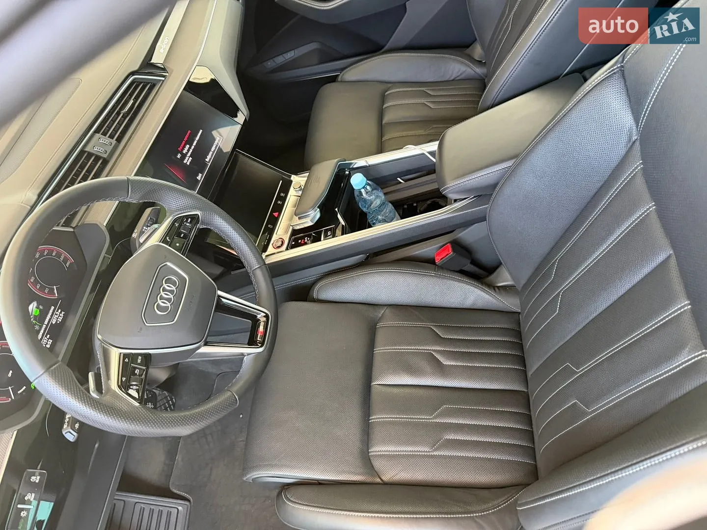 2022 Audi e-tron S Sportback - мініатюра 8