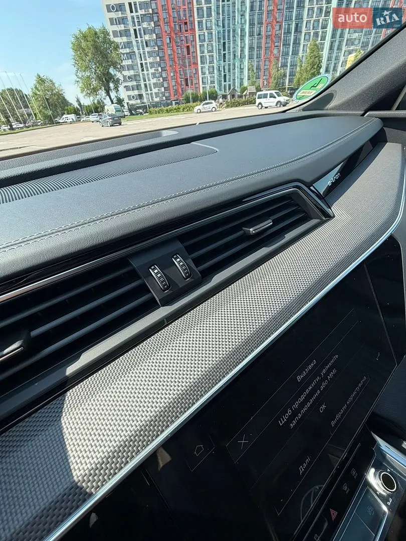 2022 Audi e-tron S Sportback - мініатюра 17