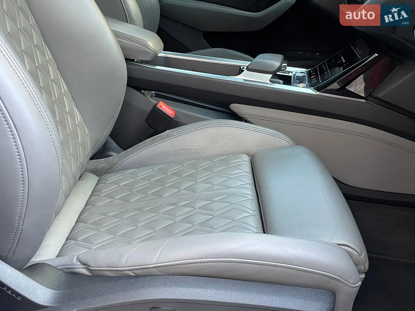 2020 Audi e-tron S Sportback - мініатюра 53