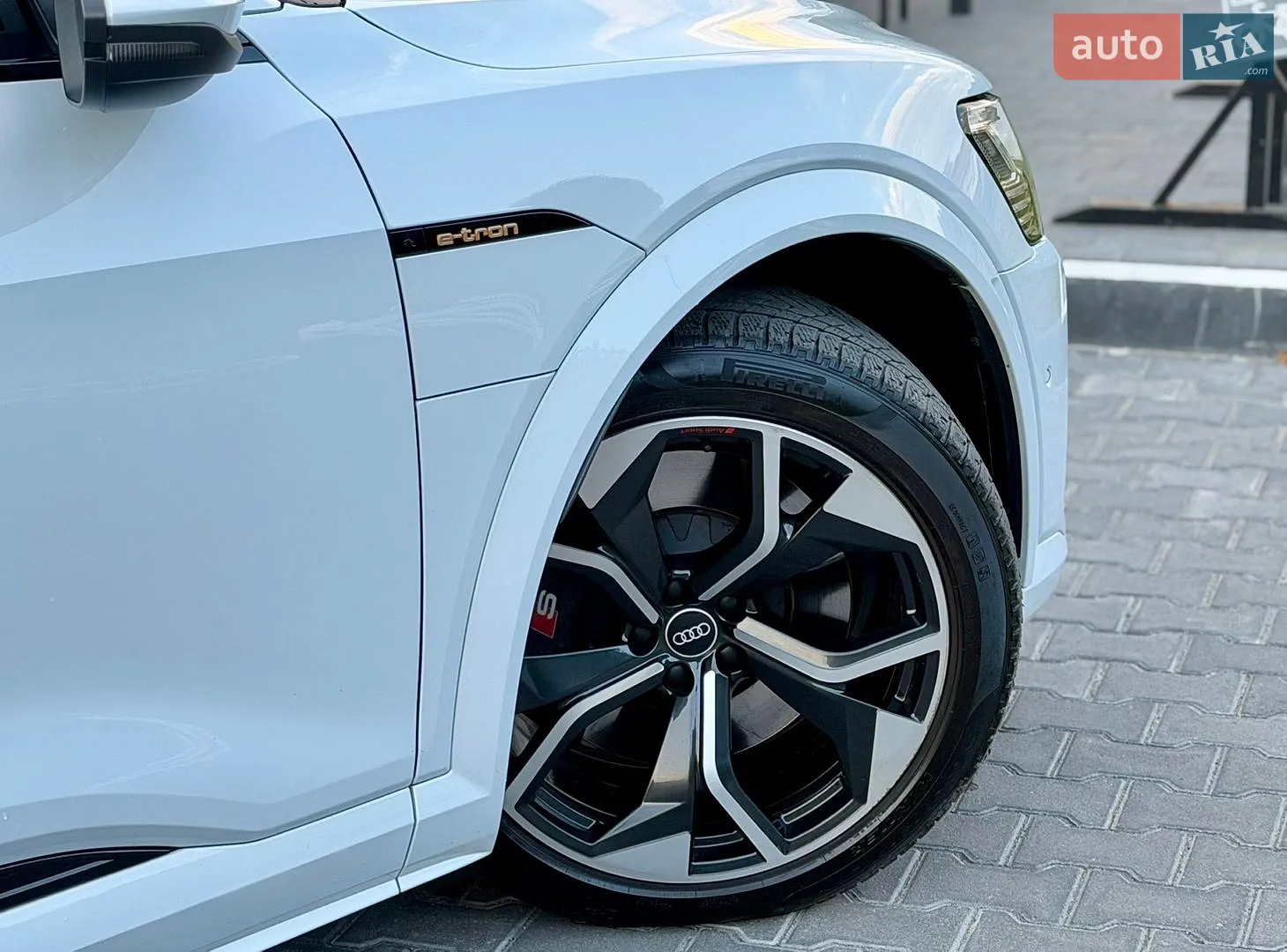 2021 Audi e-tron S Sportback - мініатюра 25