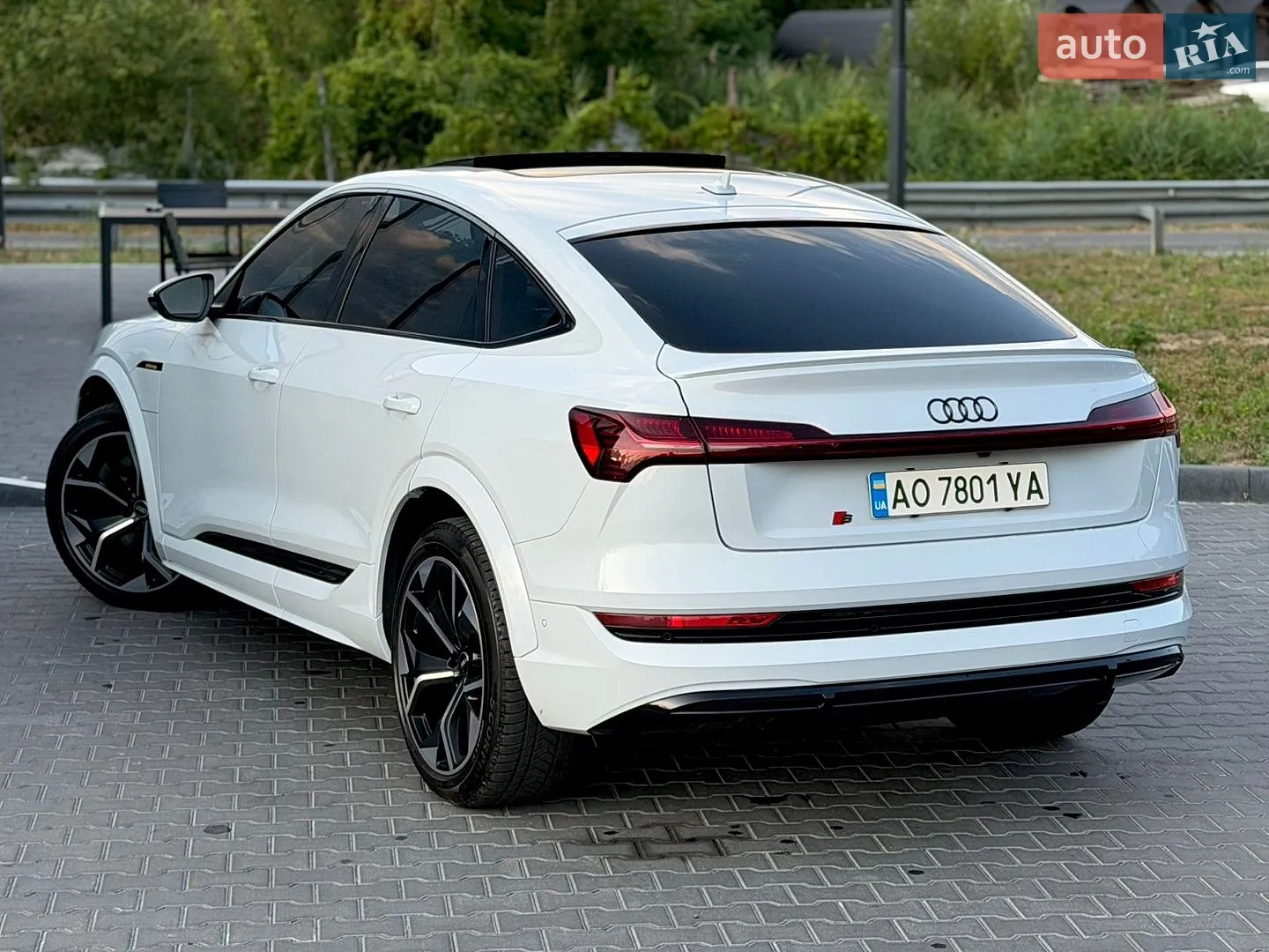 2021 Audi e-tron S Sportback - мініатюра 52
