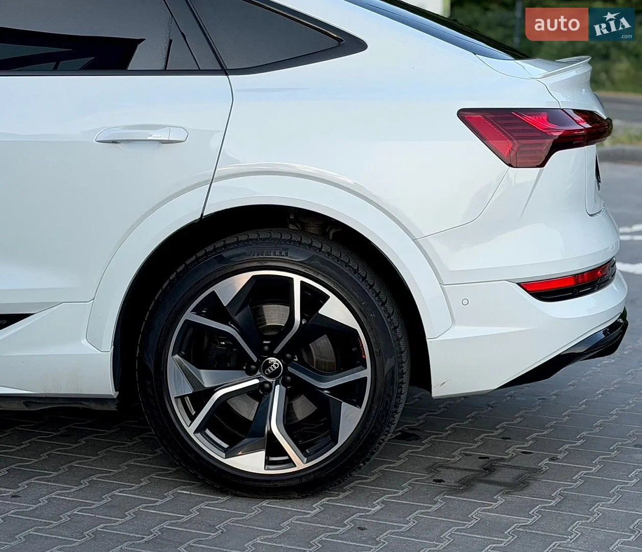2021 Audi e-tron S Sportback - мініатюра 56