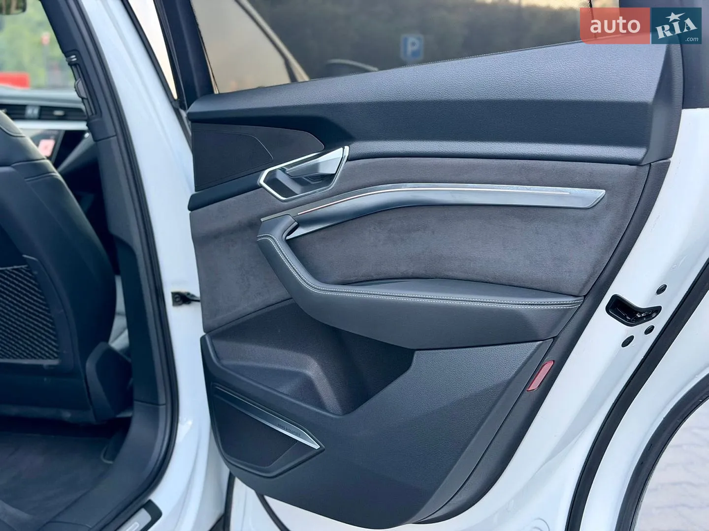 2021 Audi e-tron S Sportback - мініатюра 77