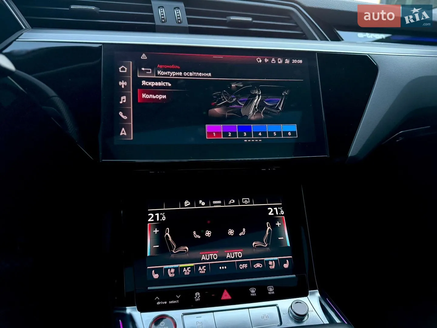 2021 Audi e-tron S Sportback - мініатюра 115