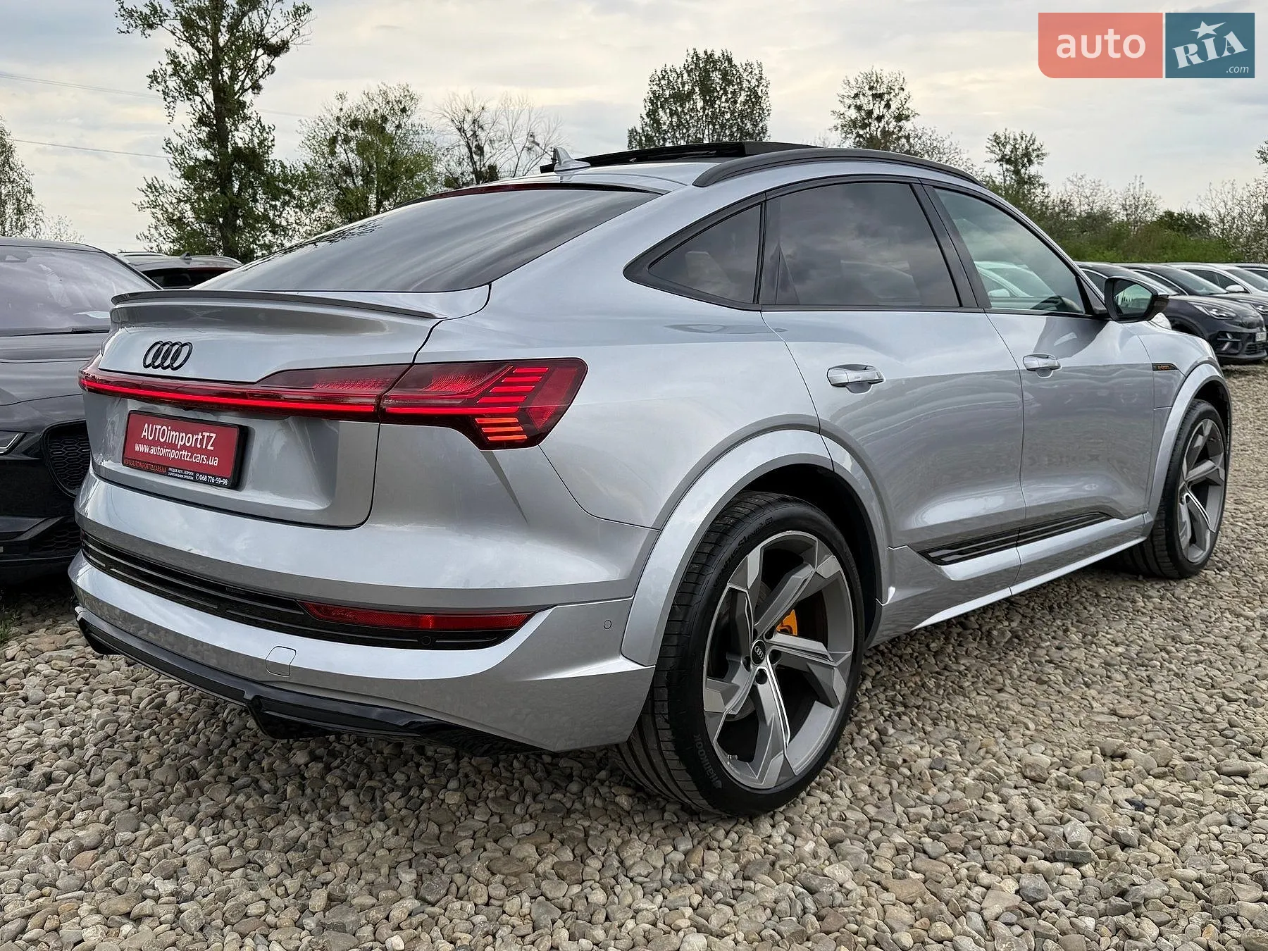 2022 Audi e-tron S Sportback - мініатюра 20
