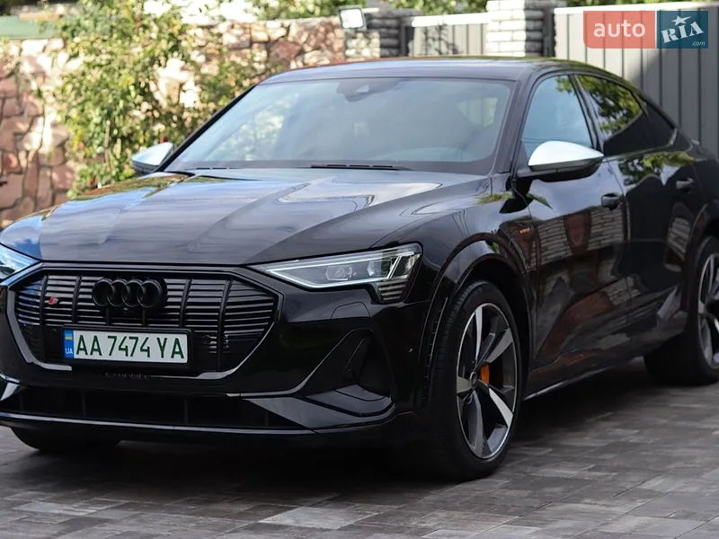 Audi e-tron S Sportback