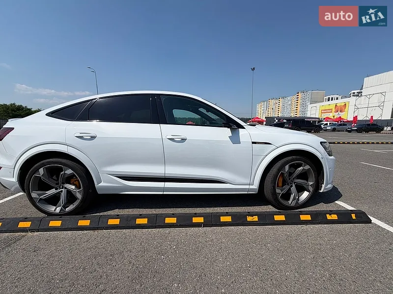 Audi e-tron S Sportback